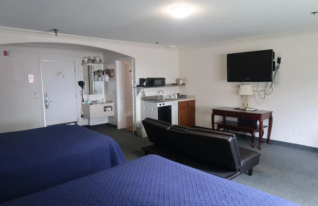 Merrill Field Inn-1